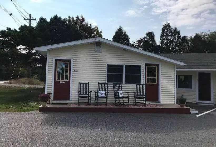 Gallagher S Travels Bar Harbor Motel & Cabins