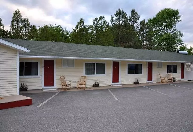 Gallagher S Travels Bar Harbor Motel & Cabins