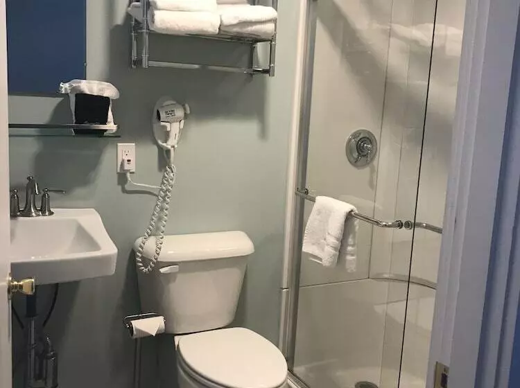 Gallagher S Travels Bar Harbor Motel & Cabins