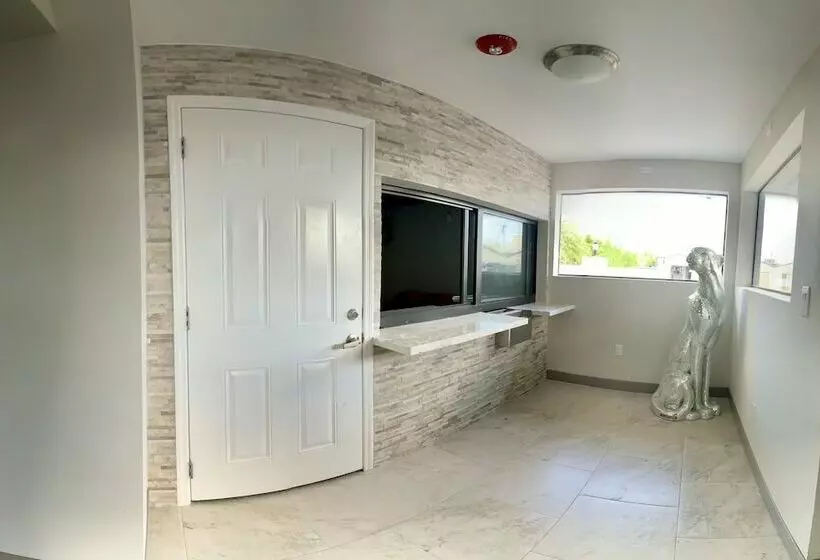 Hialeah Airport Motel