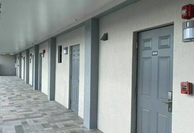 Hialeah Airport Motel