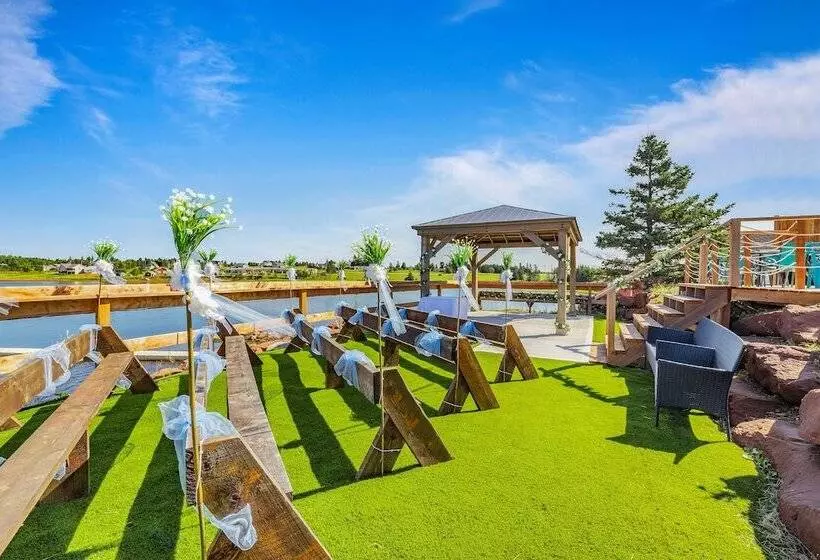 Hotelli Inn At The Pier