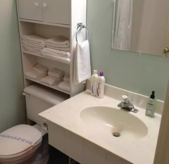 Hotelli Inn At The Pier