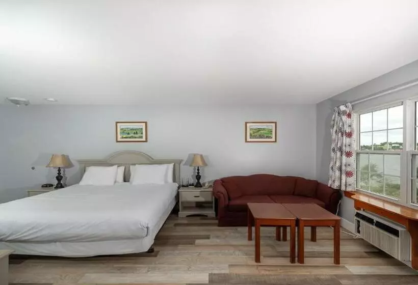 Hotelli Inn At The Pier