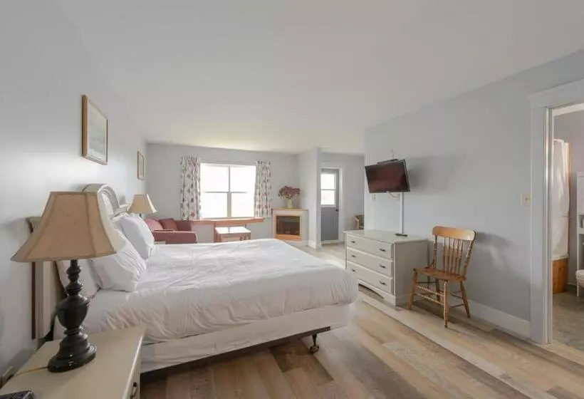 Hotelli Inn At The Pier