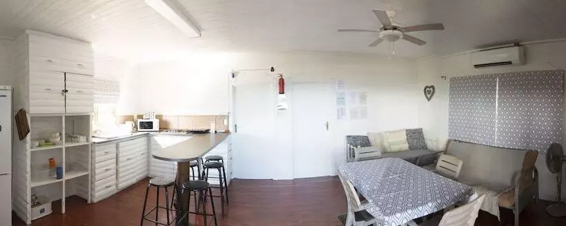 Hotelli Just In Time Prime Mozambique Holiday Resort   Caravan Park