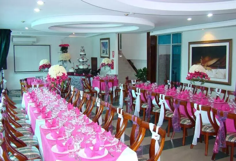 ホテル La Cascada