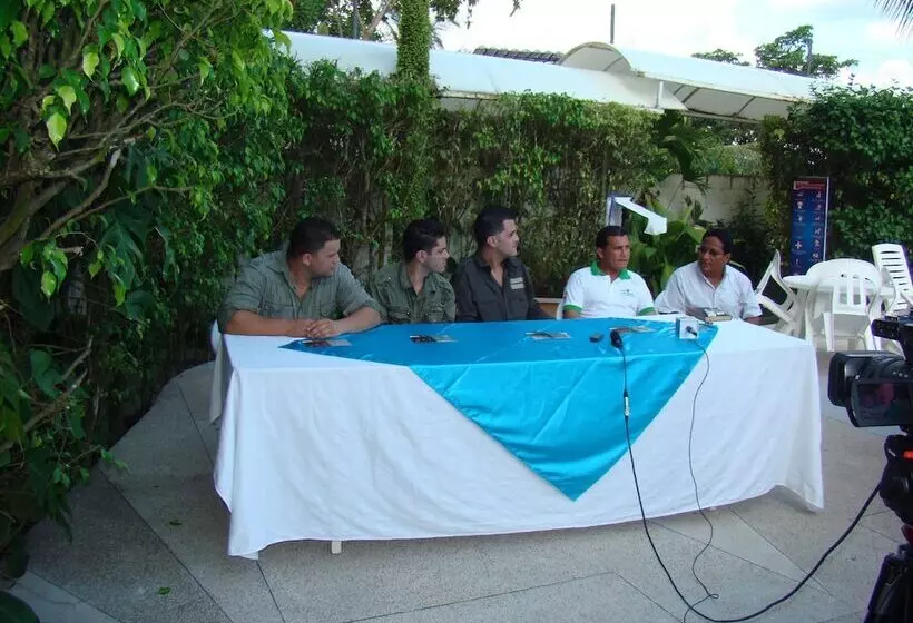 ホテル La Cascada