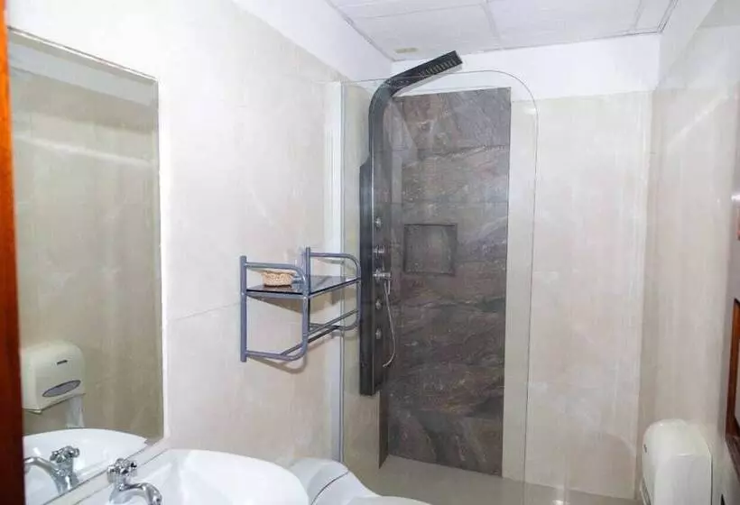 ホテル La Cascada