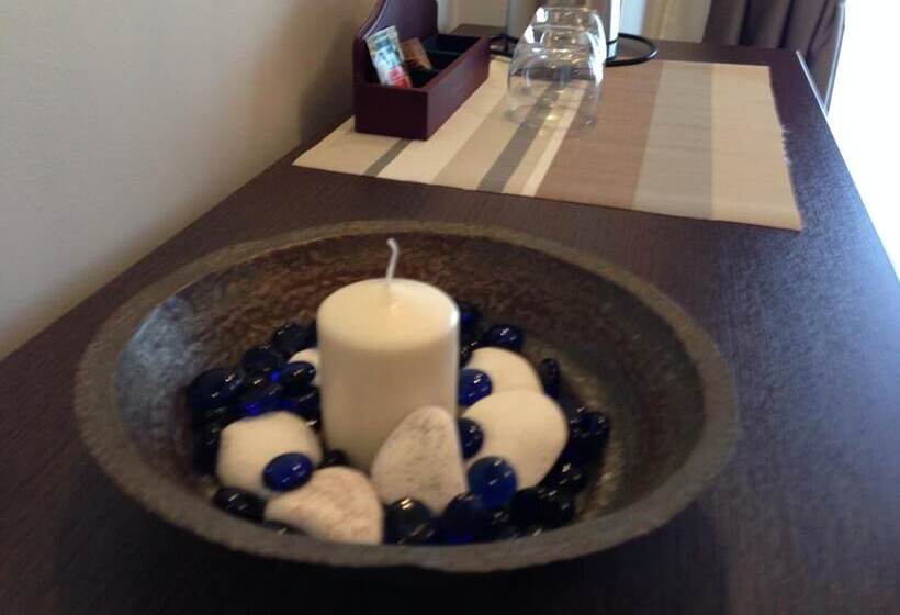 Отель Lydia Apartments