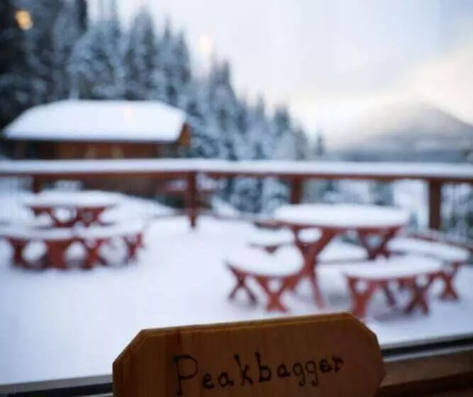 Hotelli Mount Engadine Lodge