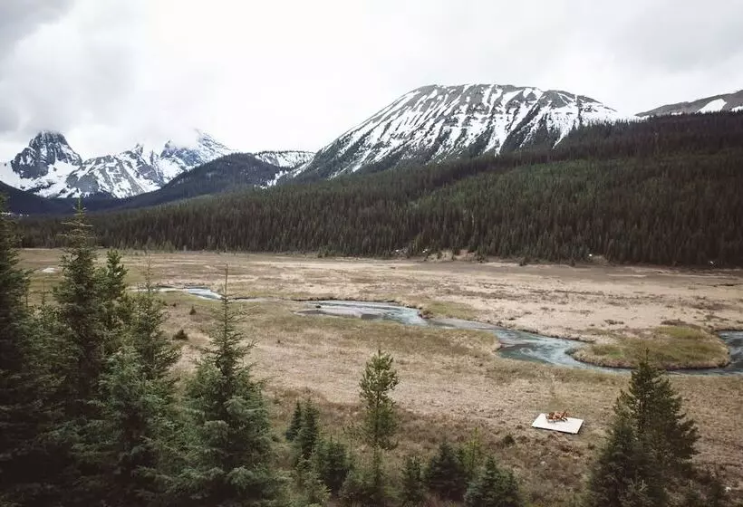 Hotelli Mount Engadine Lodge