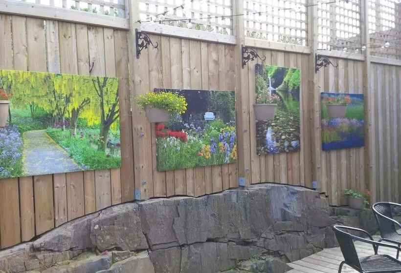 Hotelli Nature S Inn Kenora