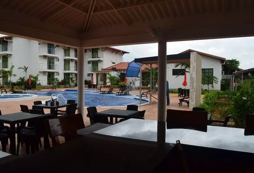 ホテル Parador El Guafal