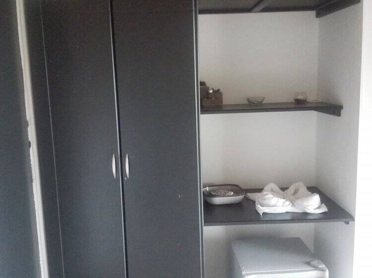 ホテル Parador El Guafal