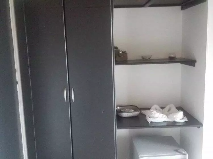 ホテル Parador El Guafal