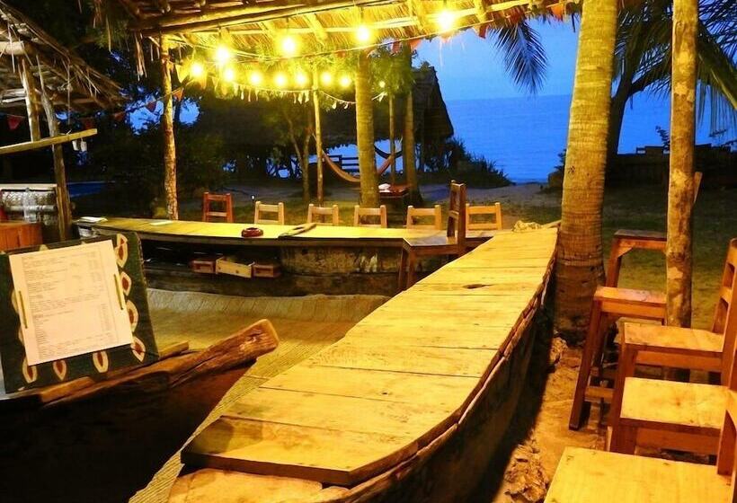 هتل Peponi Beach Resort