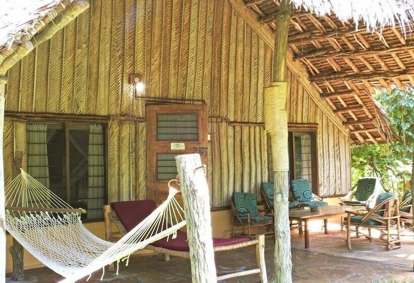 هتل Peponi Beach Resort