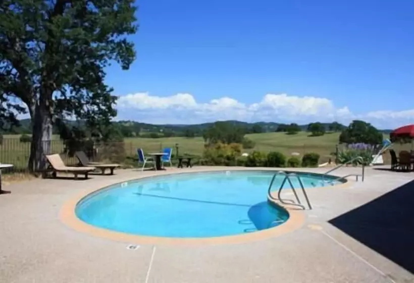 Hotelli Shenandoah Inn