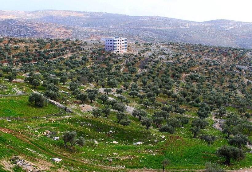 هتل Taybeh Golden