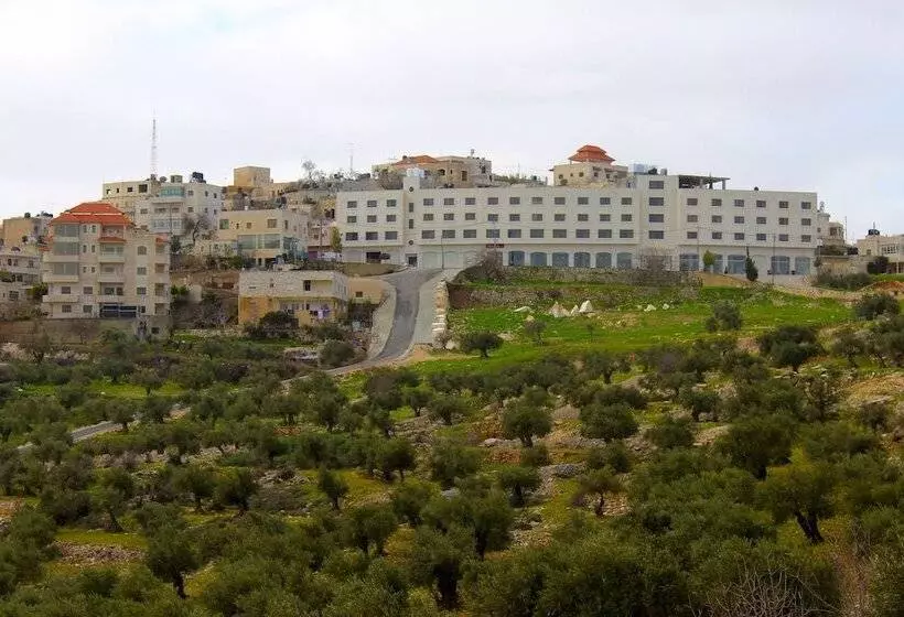 هتل Taybeh Golden