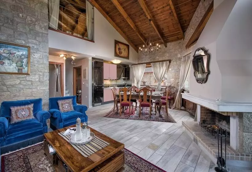 Hotelli Vip Chalet 4 Seasons