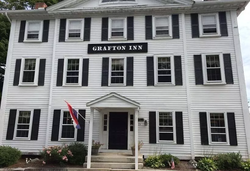 Hunters Grille And Tap At The Grafton Inn