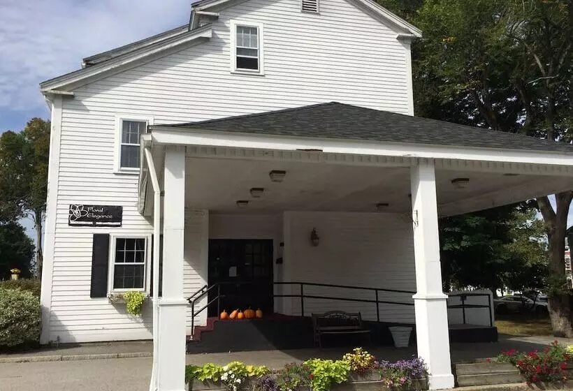 Hunters Grille And Tap At The Grafton Inn