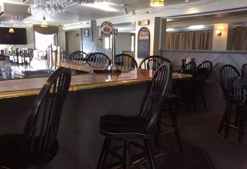 Hunters Grille And Tap At The Grafton Inn