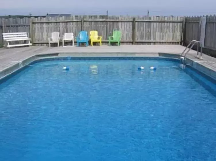 Joyce S Motel & Cottages