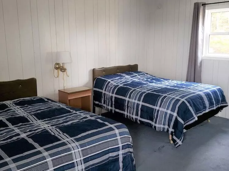 Joyce S Motel & Cottages