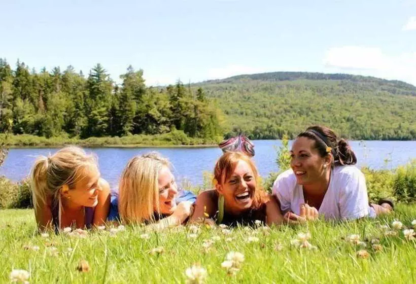 Lake Parlin Lodge & Cabins