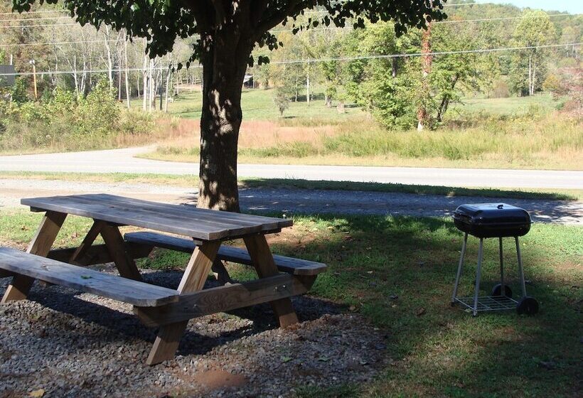 モーテル Chatuge Mountain Inn