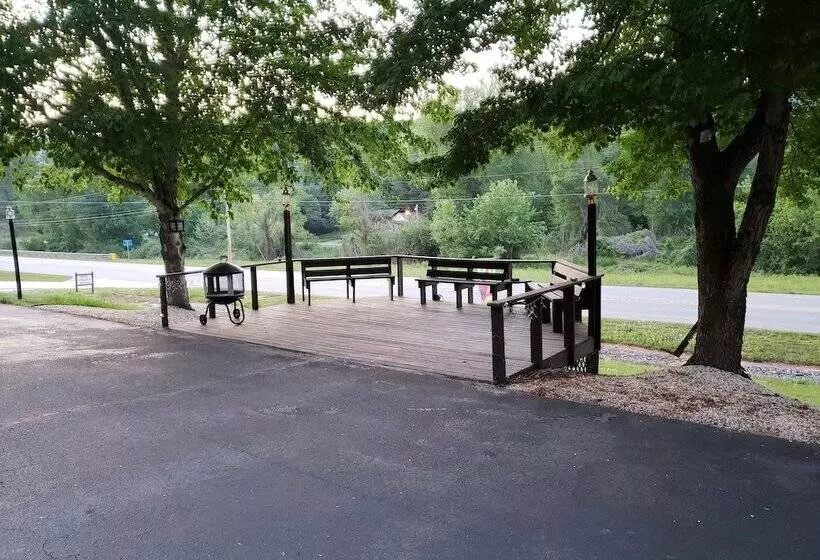 Motelli Chatuge Mountain Inn