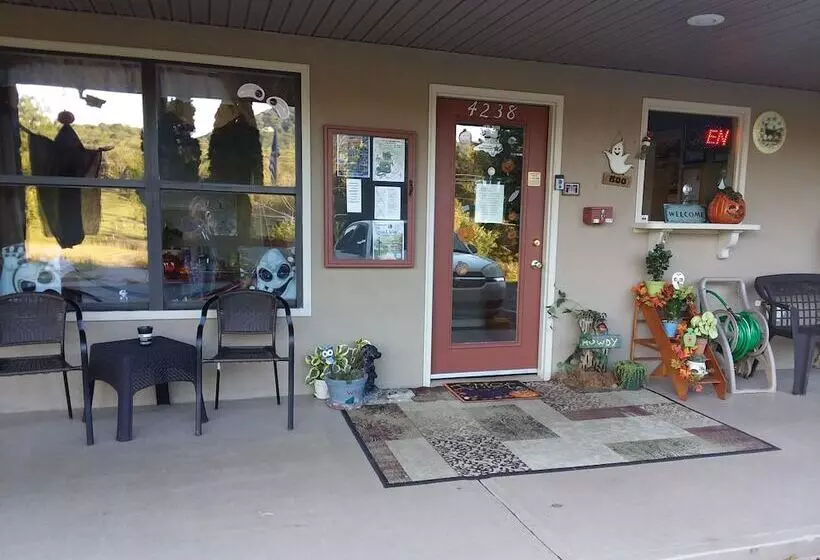 Motelli Chatuge Mountain Inn