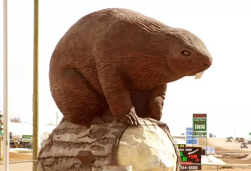 Motelli Side Trax Inn