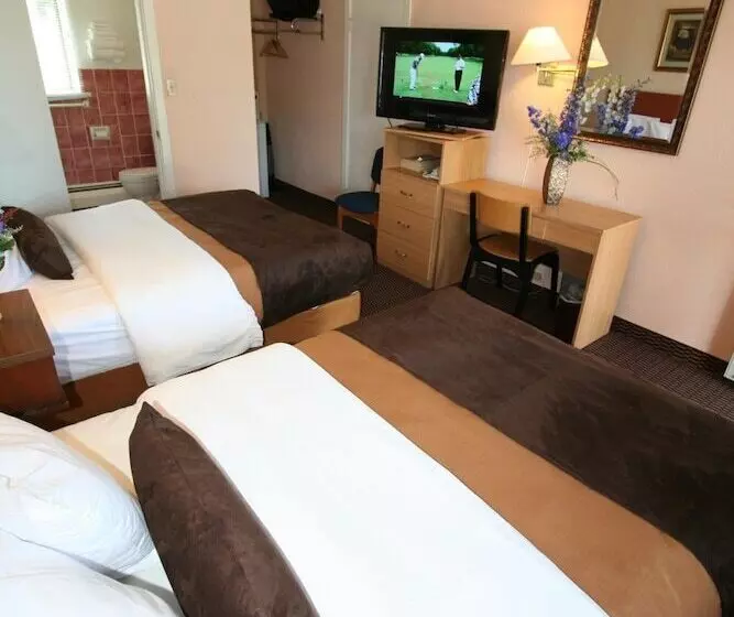 Motelli The Campbellford River Inn