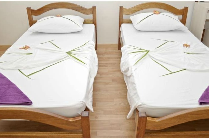 پانسیون Fulidhoo Laperla Guesthouse