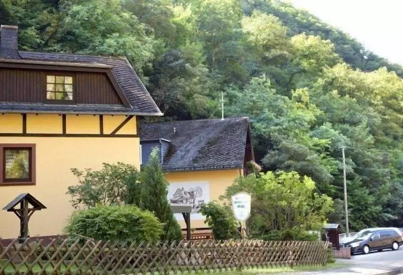 ペンション Herrmannsmühle