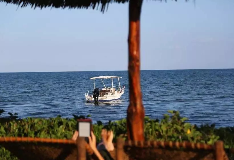 Majatalo Kijongo Bay Beach Resort