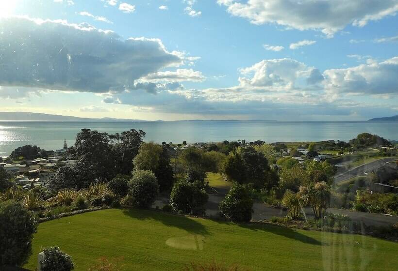 بنسيون La Casa Te Puru Lodge