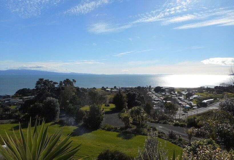 بنسيون La Casa Te Puru Lodge