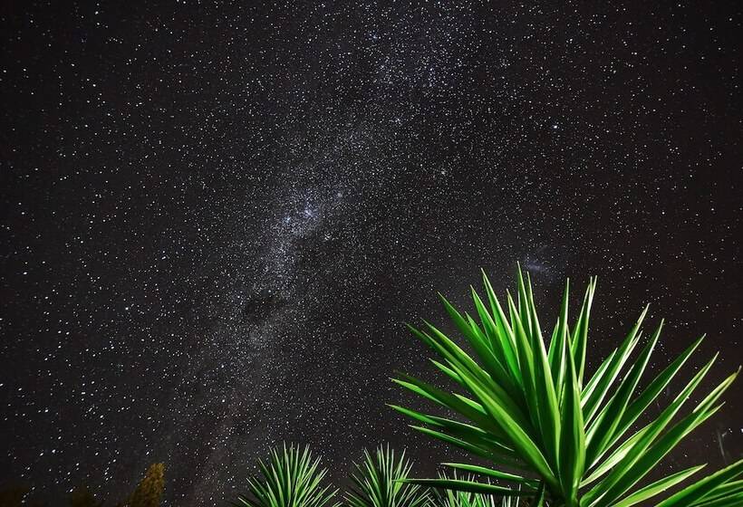 بنسيون La Casa Te Puru Lodge