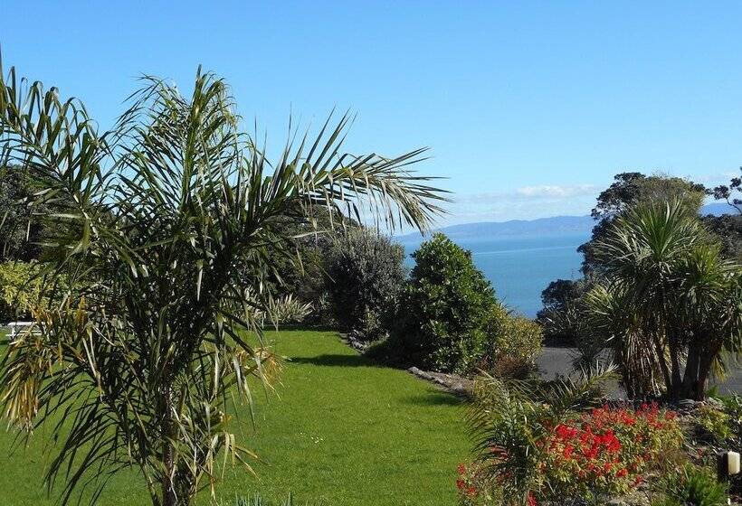 بنسيون La Casa Te Puru Lodge