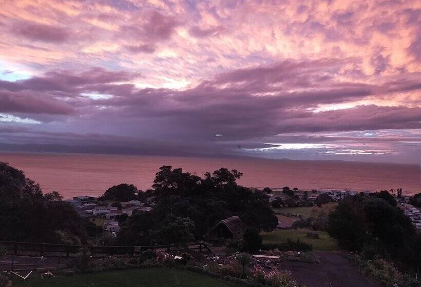 بنسيون La Casa Te Puru Lodge