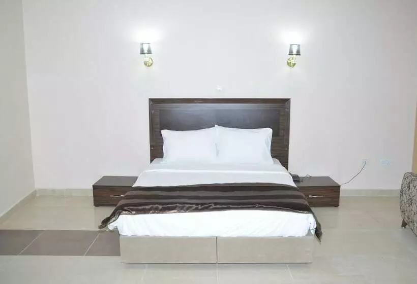 Residency Hotel Leophine House