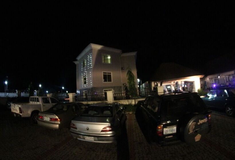 Residency Hotel Leophine House