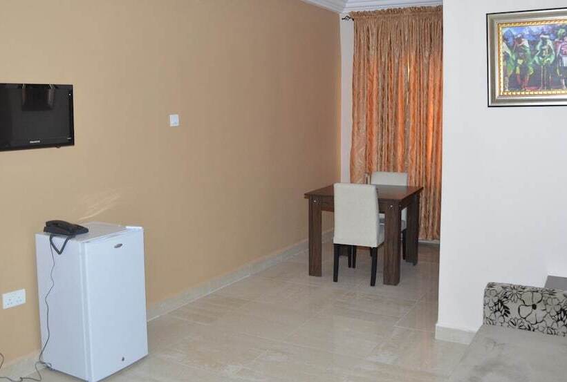 Residency Hotel Leophine House