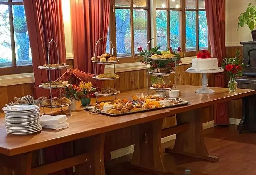 Vineyard Cottages   Kumeu