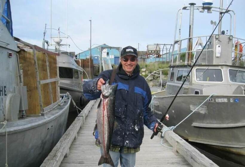 Whispering Winds Retreat B&b